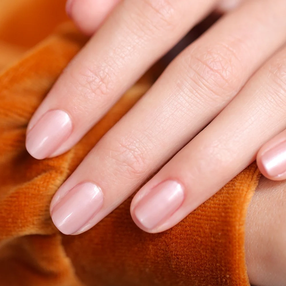 GREEN FLASH Nails - Polutrajni lak za nokte - Gel efekt laka za nokte