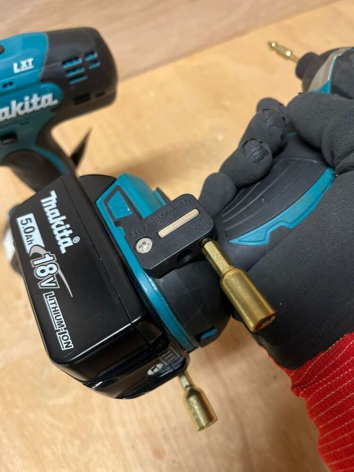 Porte-embouts bleu StealthMounts BH-MK-S-BLU-2 pour Makita (lot de 2)