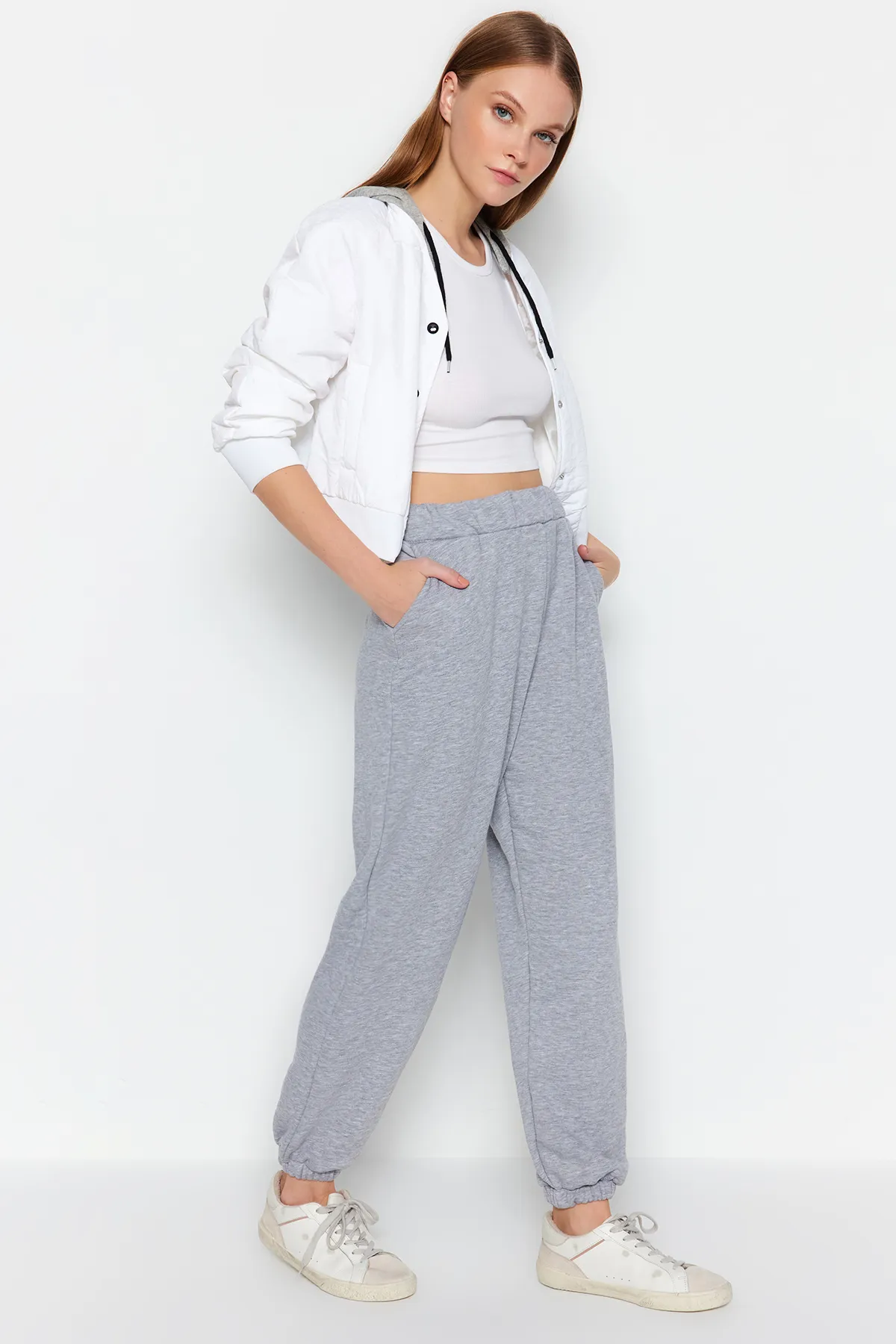 Trendyol Collection  Jogginghose - Grau - Jogger