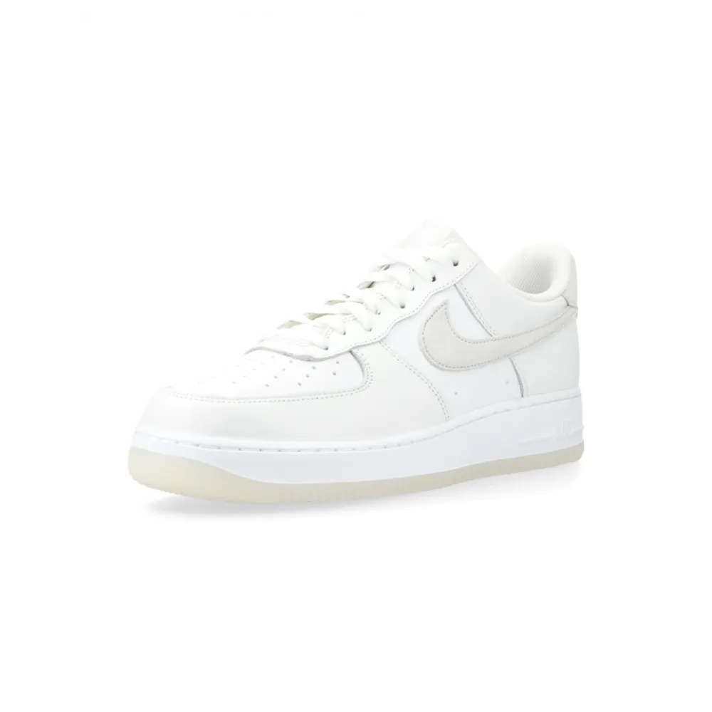 Nike Air Force 1 07 LV8 FN5832-100 / weiss