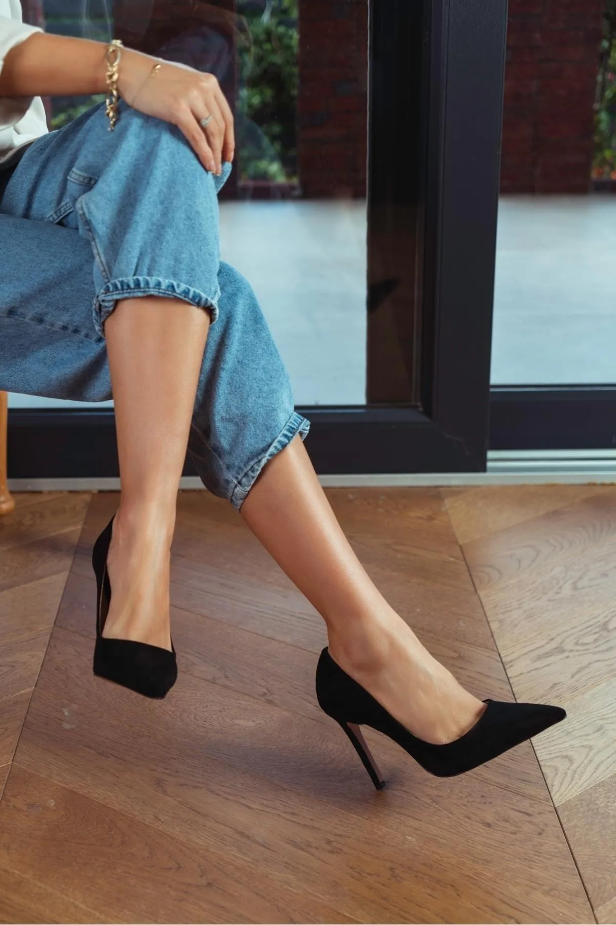 NİŞANTAŞI SHOES  Vanessa Damen-Stiletto aus schwarzem Wildleder mit spitzer Zehenpartie