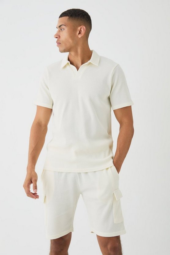 Slim-Fit Poloshirt & Cargo-Shorts in Waffeloptik