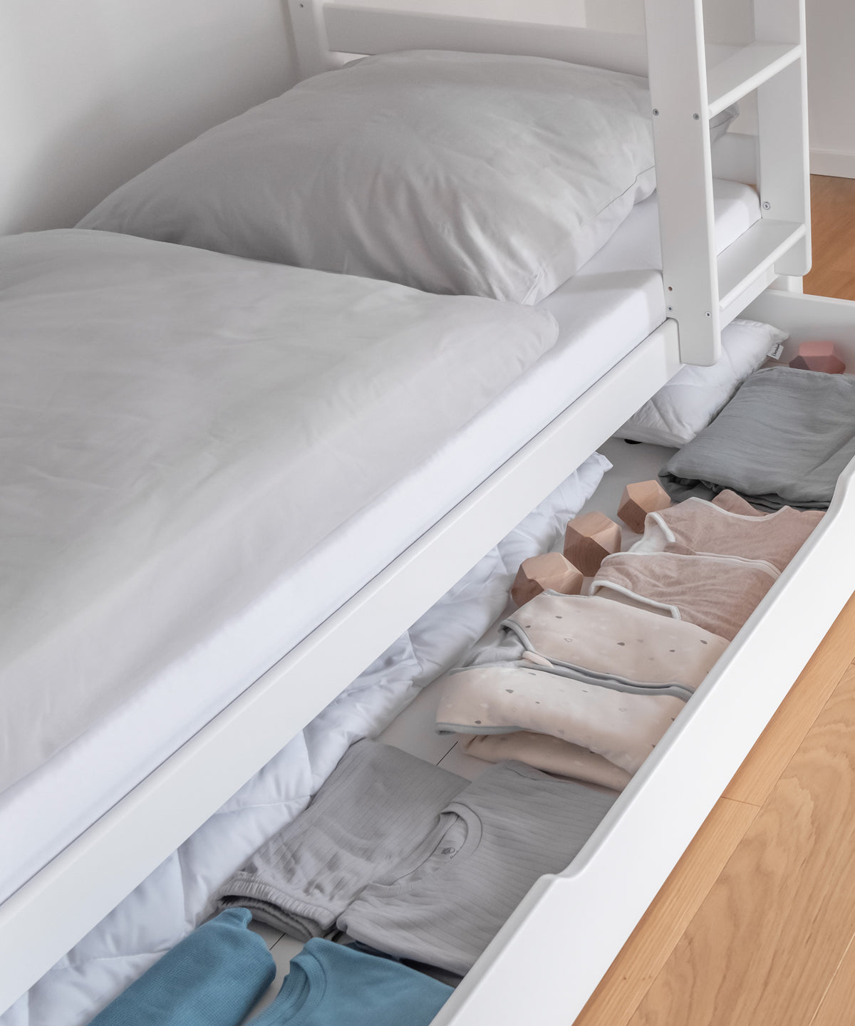 Etagenbett Buche Mittelhoch Weiß