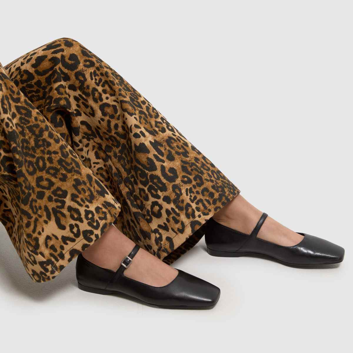 Vagabond Shoemakers – Delia – Svarta ballerinaskor med Mary Jane-motiv