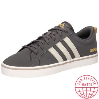 adidas VS Pace 2.0 Sneaker in braun