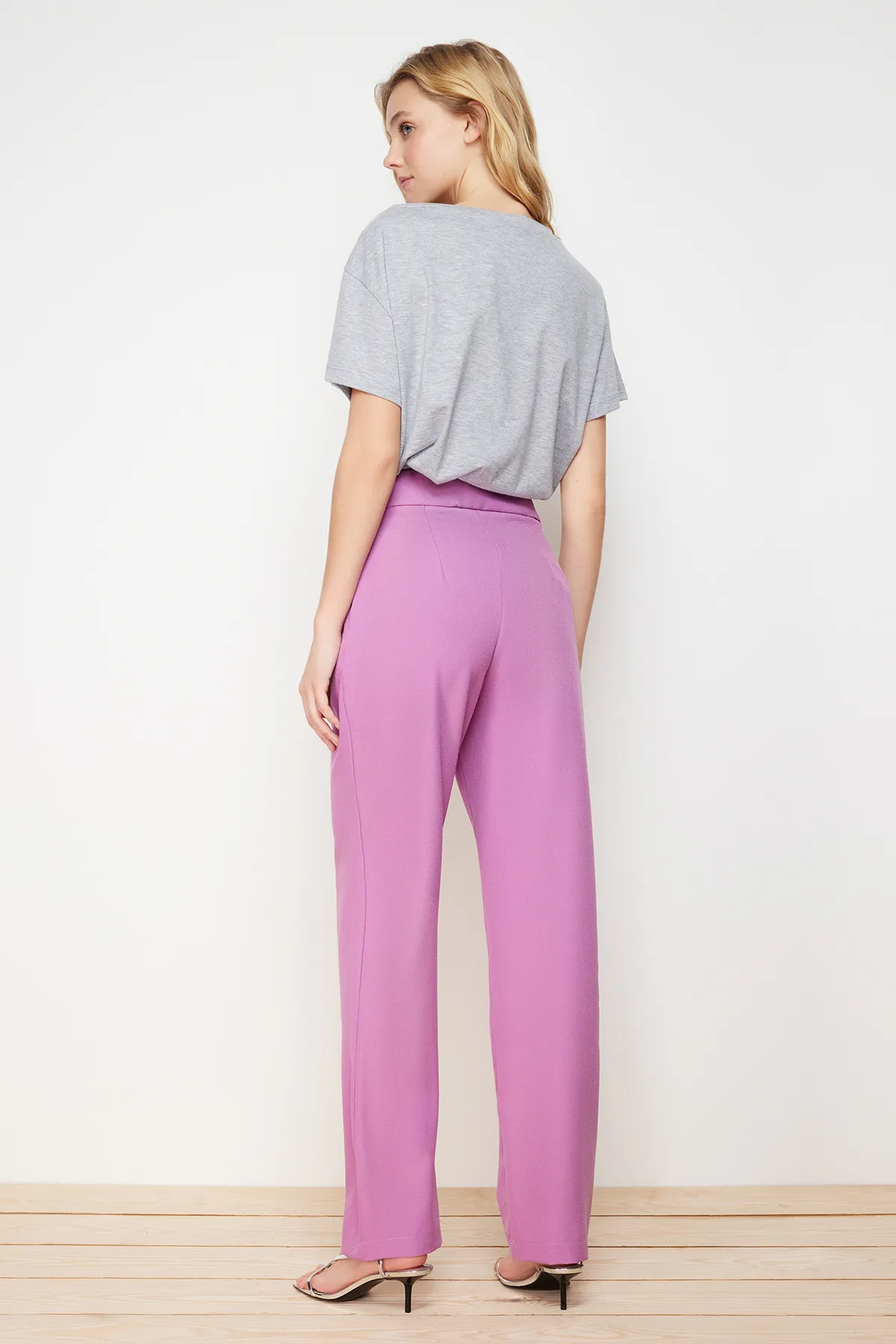 Trendyol Collection  Fuchsia Gerade/Gerader Schnitt Plissee-Gewebehose TWOSS19WX0017