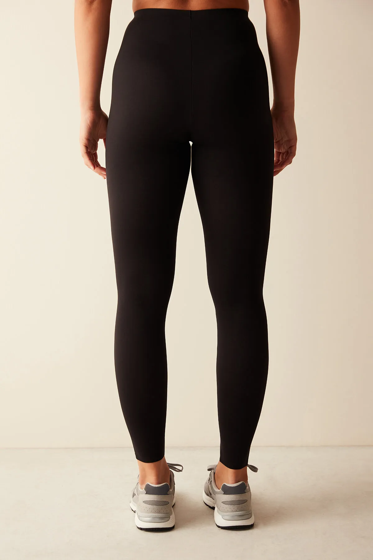 Penti  Schwarze Miracle Slimmer-Strumpfhose mit hoher Taille