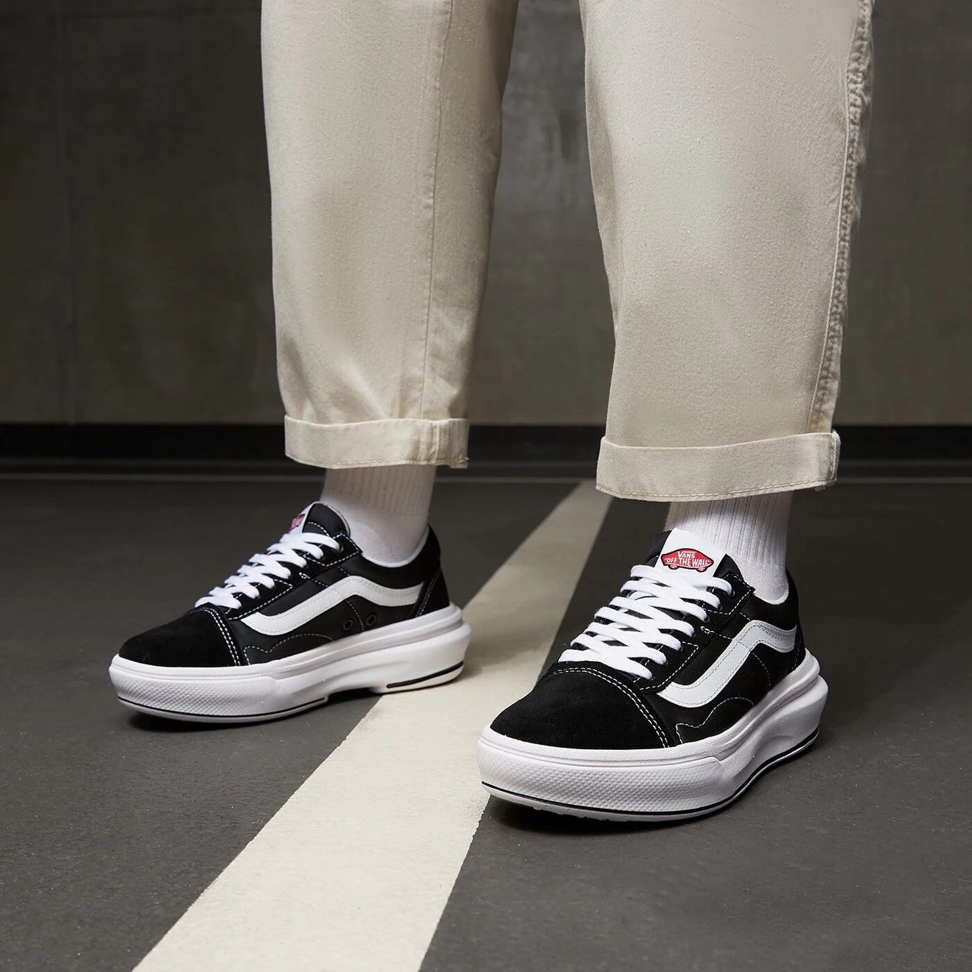 VANS UA OLD SKOOL OVERT CC Schwarz