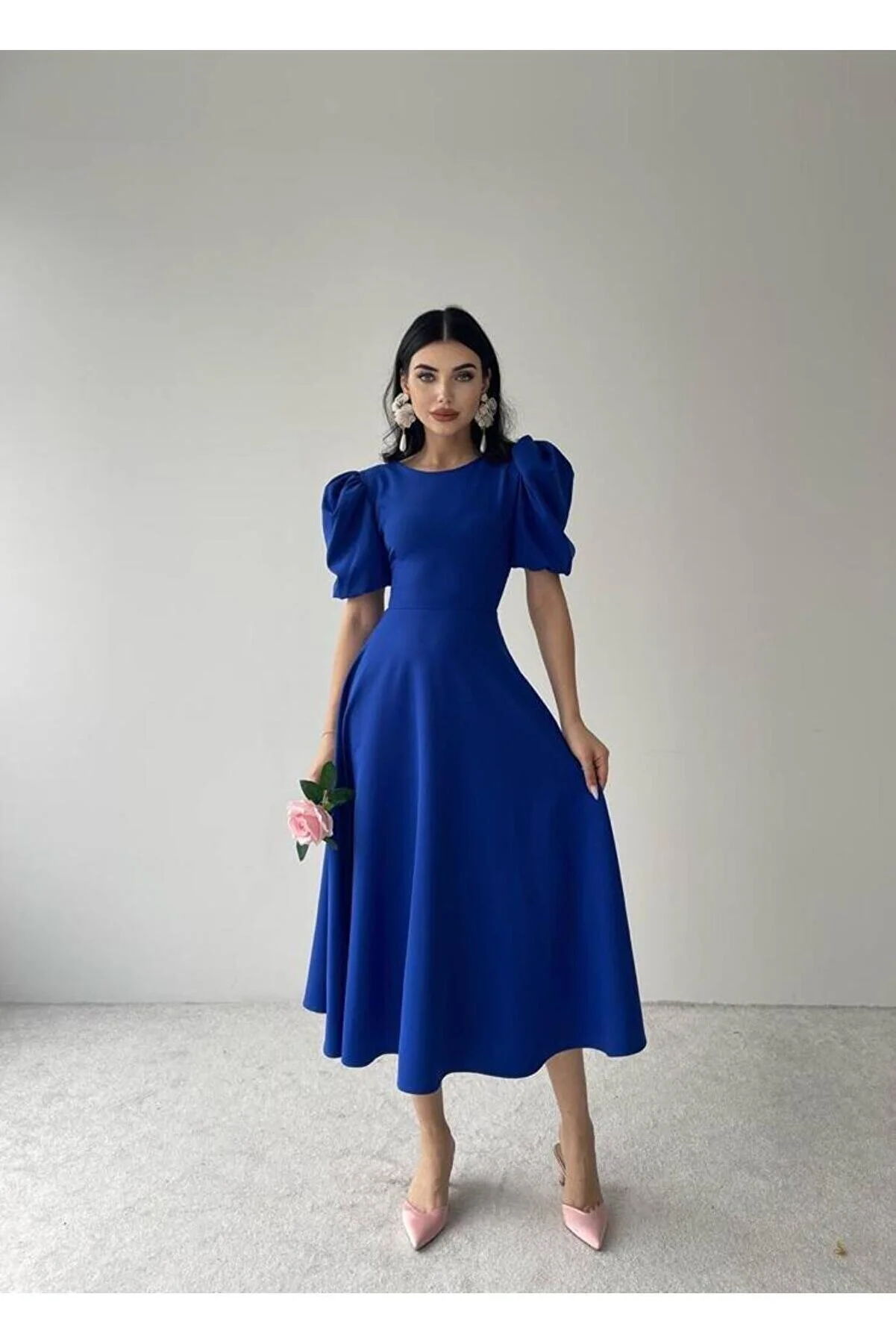 Afiş Butik  Saks – Blaues Midikleid mit Wassermelonenärmeln