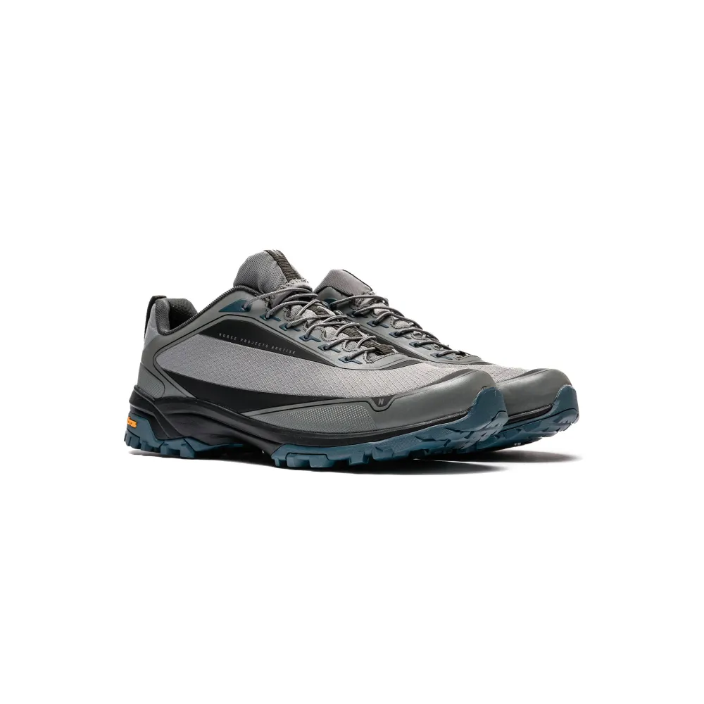 Norse Projects Lace Up Runner V02 NPF01-0008-1647 / grau