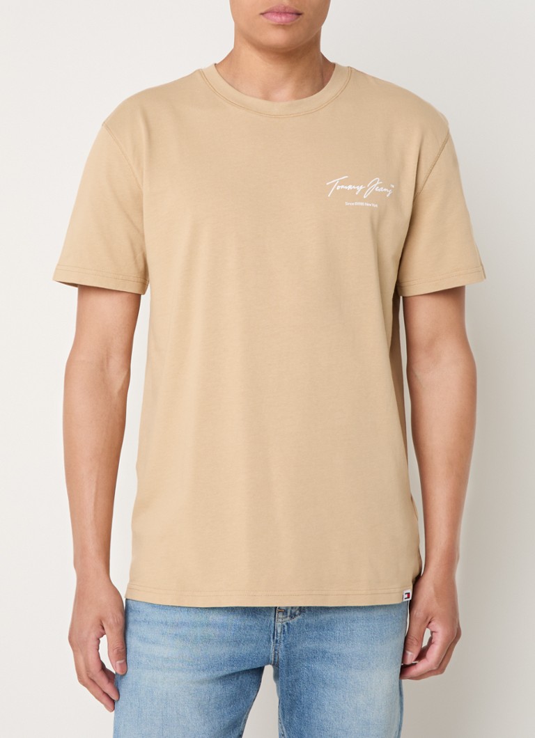 Tricou clasic Tommy Hilfiger cu logo și imprimeu pe spate.
