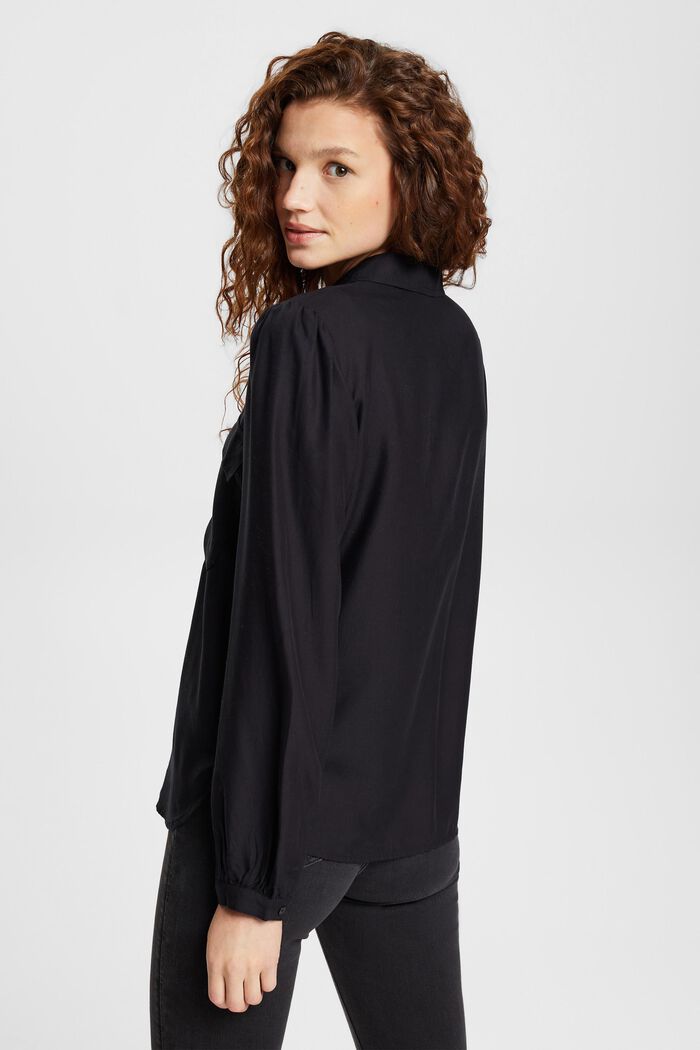 Bluse mit V-Ausschnitt