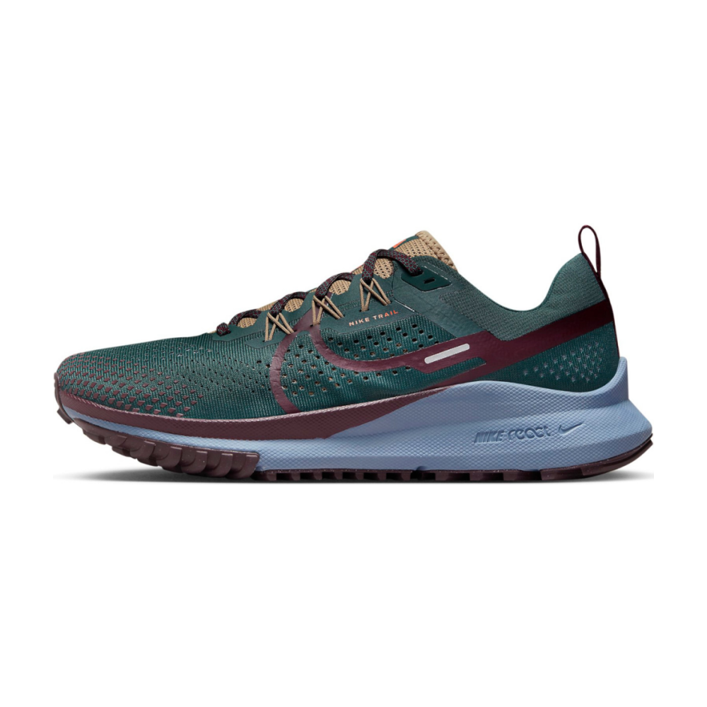 Nike React Pegasus Trail 4 DJ6158-300 / grün