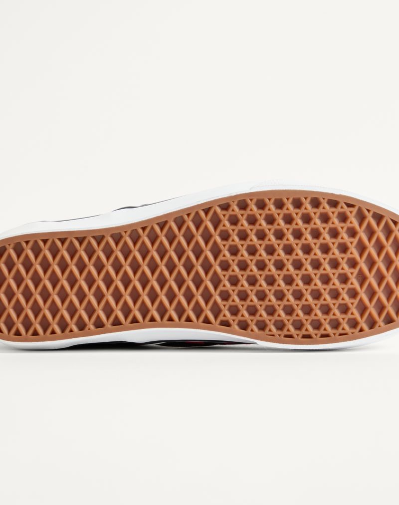 Tênis slip-on Valentino Garavani e Vans em tecido com estampa xadrez do logo V.