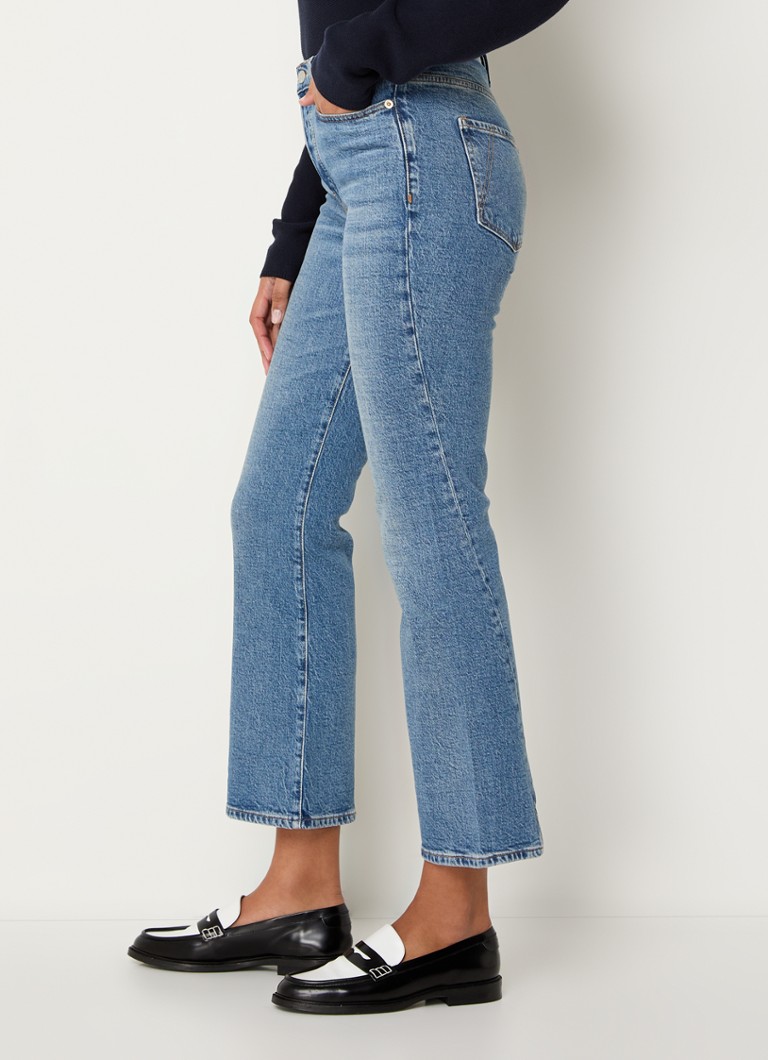 Pantaloni scurți din denim ARMEDANGELS cu talie înaltă și croială dreaptă, confecționați dintr-un amestec de bumbac organic.