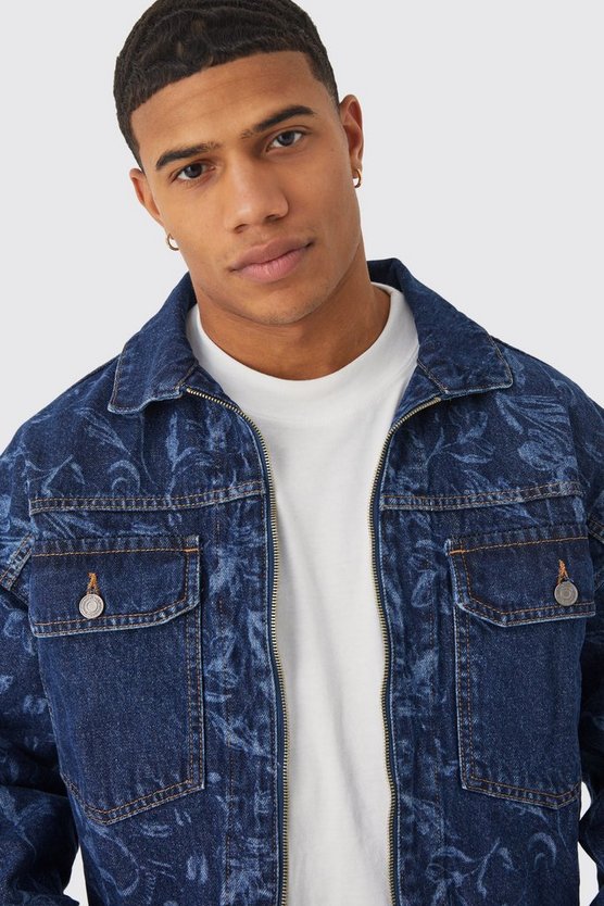 Kastige Jeansjacke mit Reißverschluss und Laser-Print