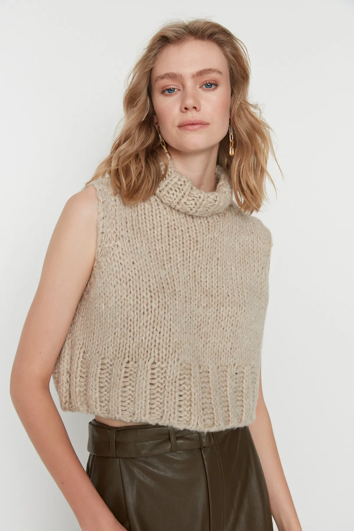 Trendyol Collection  Strickweste - Grau - Regular Fit