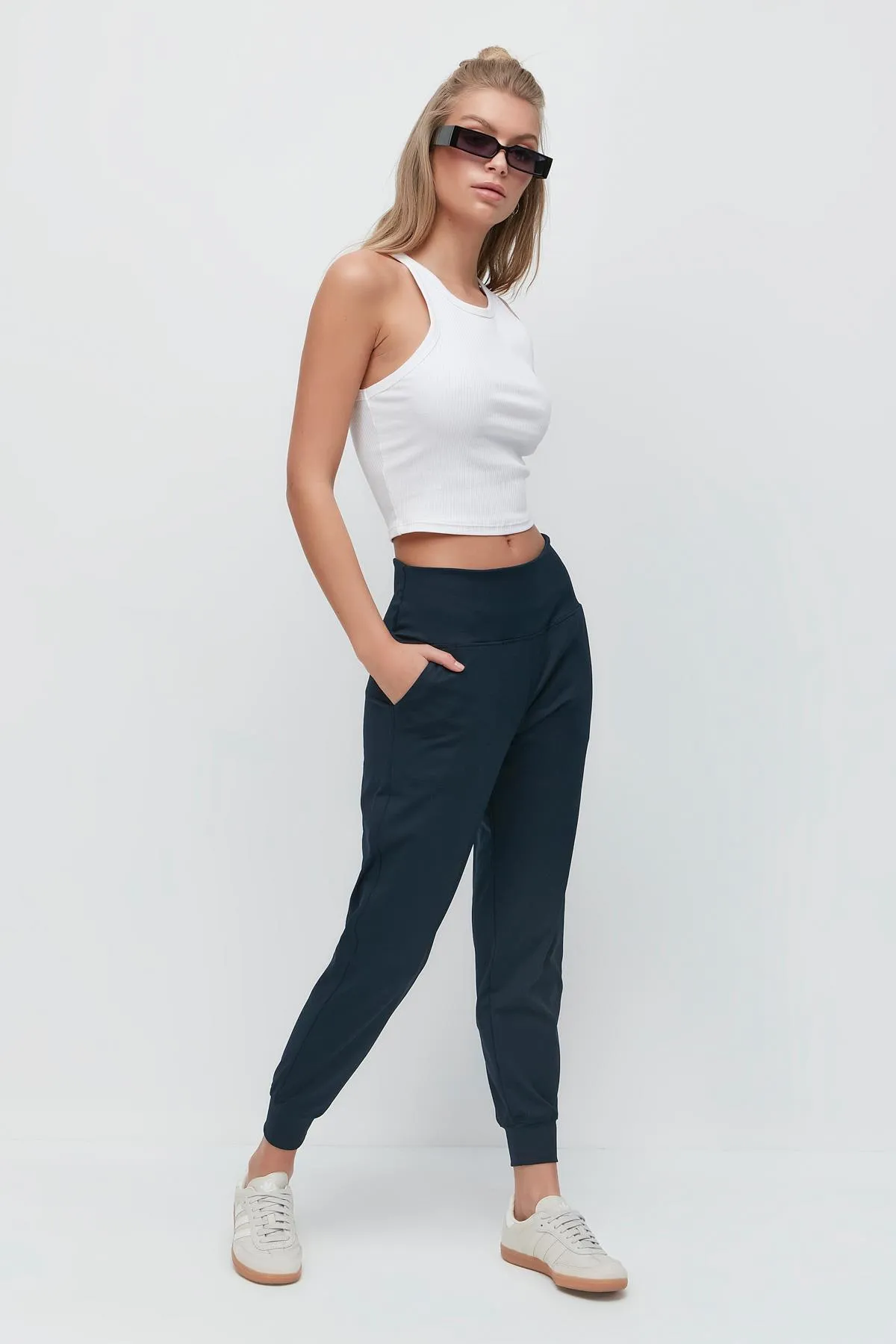 C&City  Jogginghose mit hoher Taille und Bündchen am Bein 811 Smoked