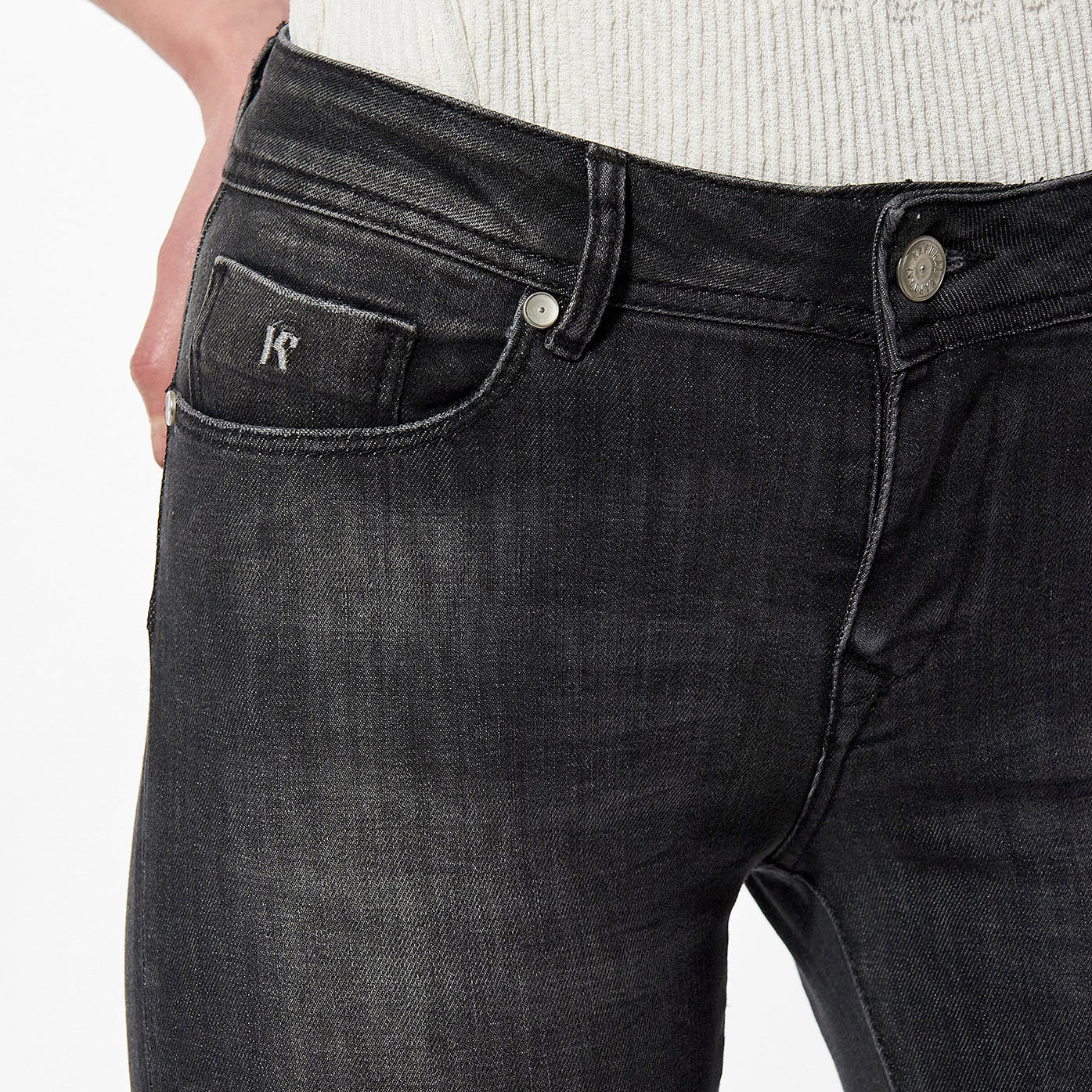 LOKA   Jean slim noir Femme