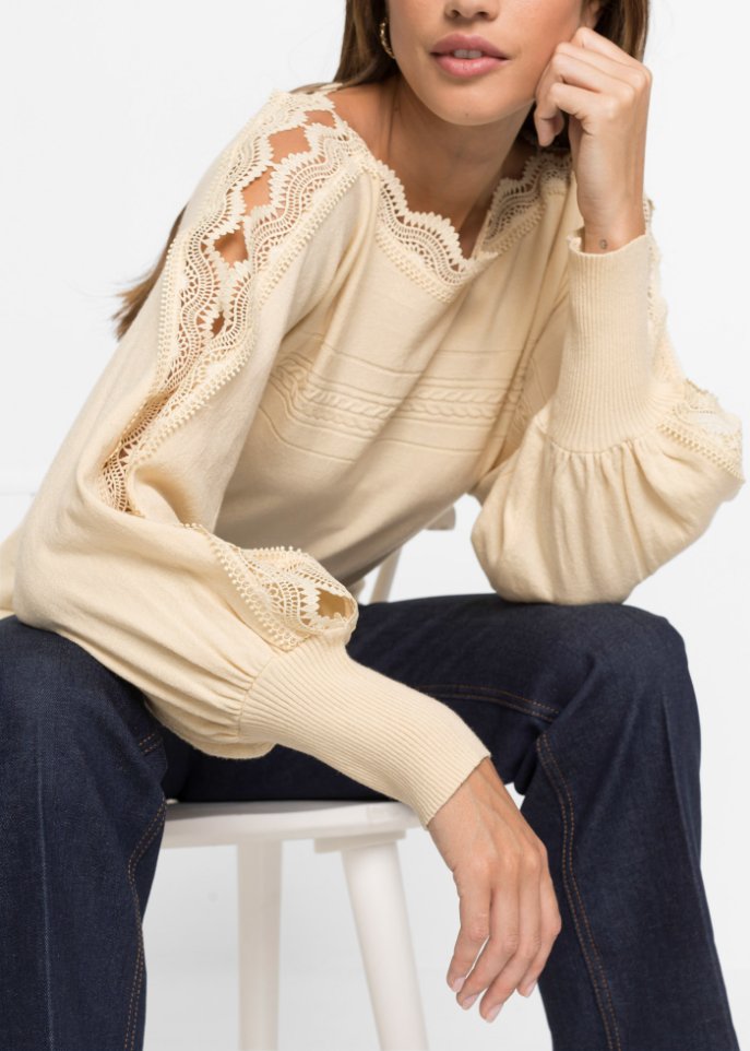 Pullover mit Spitze