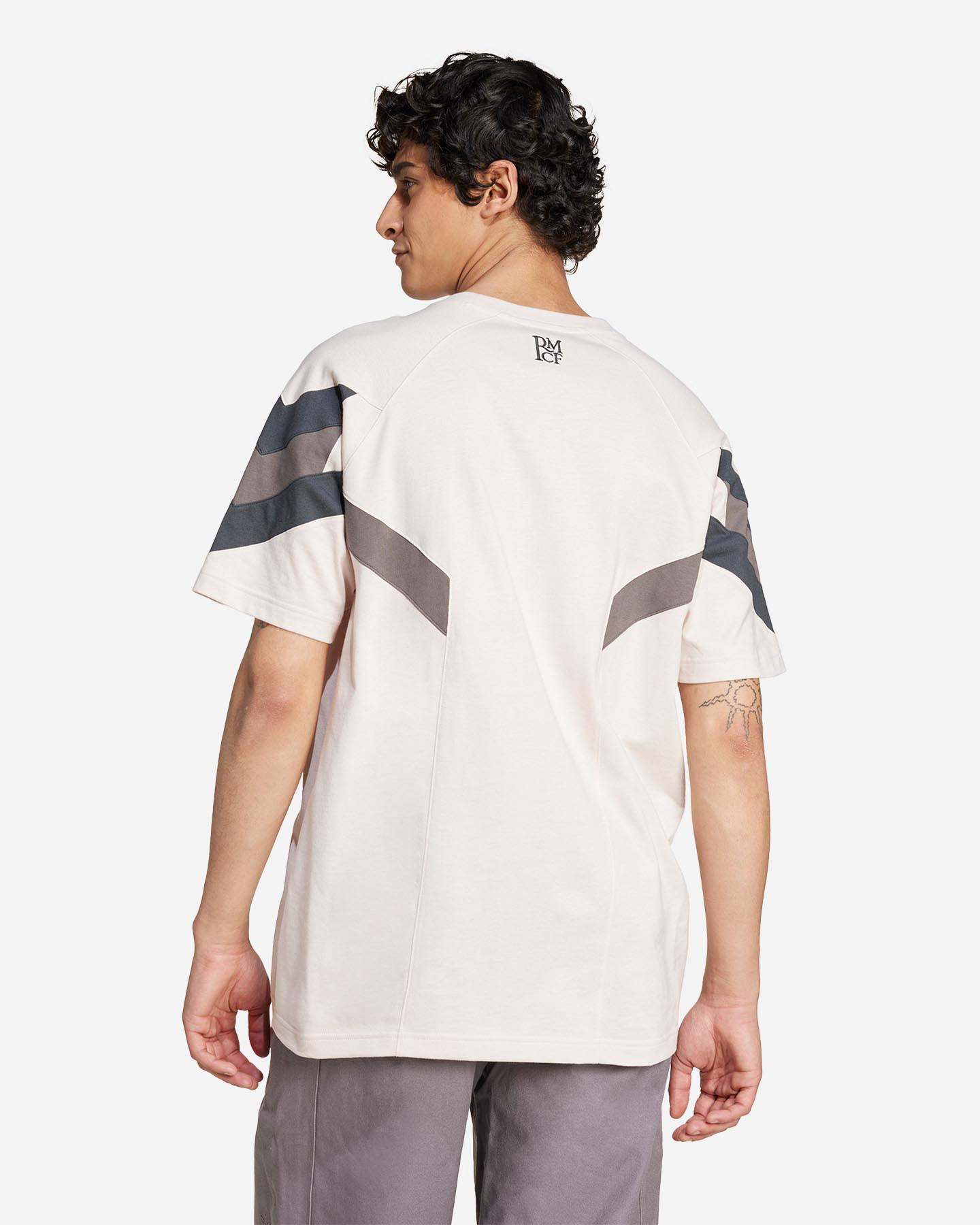 Oficiálny futbalový dres Adidas Real Madrid 24-25 Og M IM7467