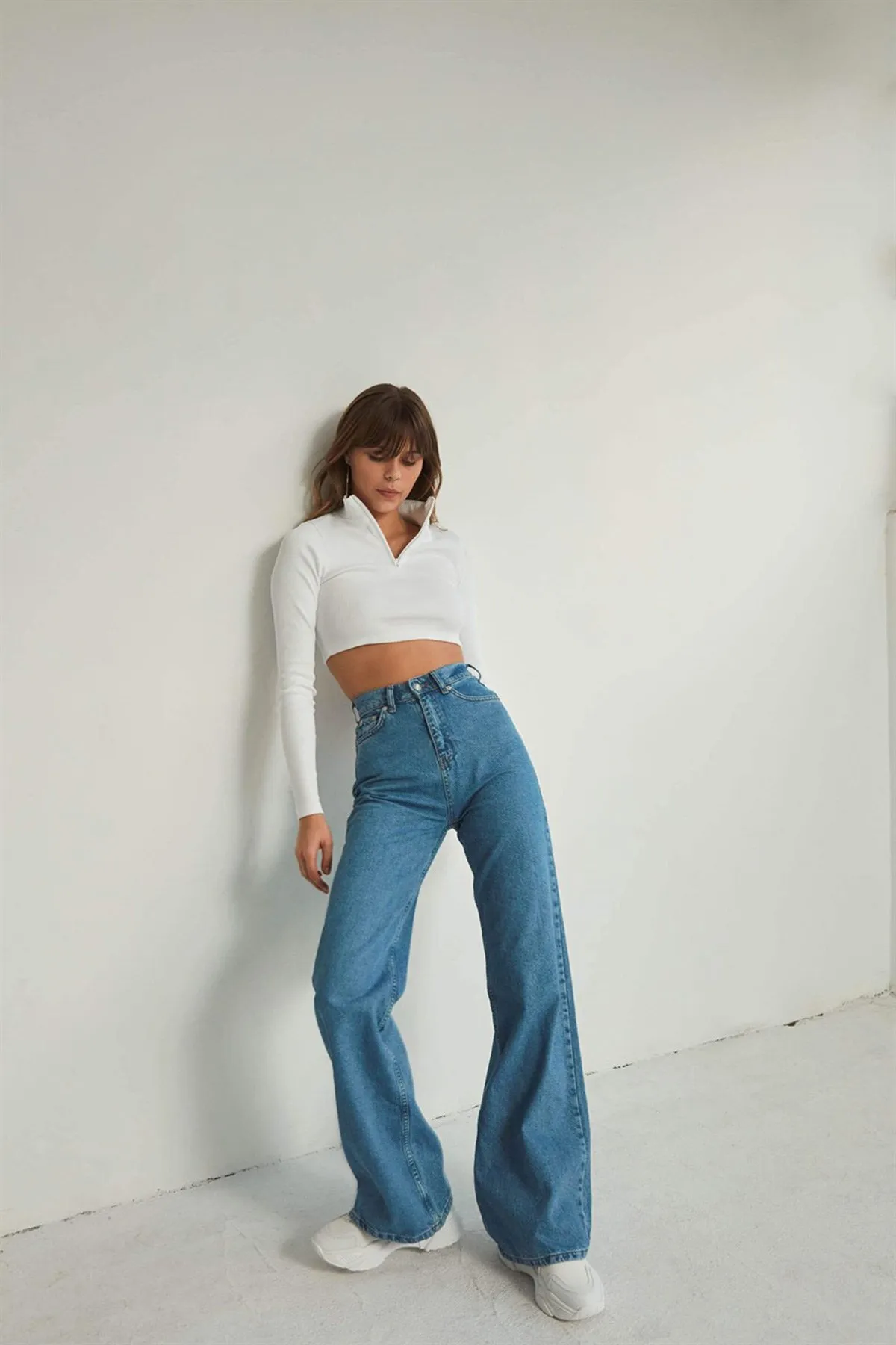 VATKALI  Lange Jeans mit weitem Bein in Blau