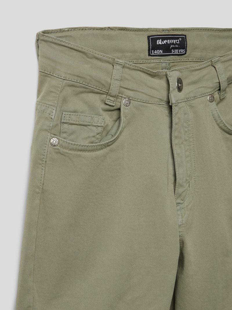 Cargohose mit Label-Details in lindgrün