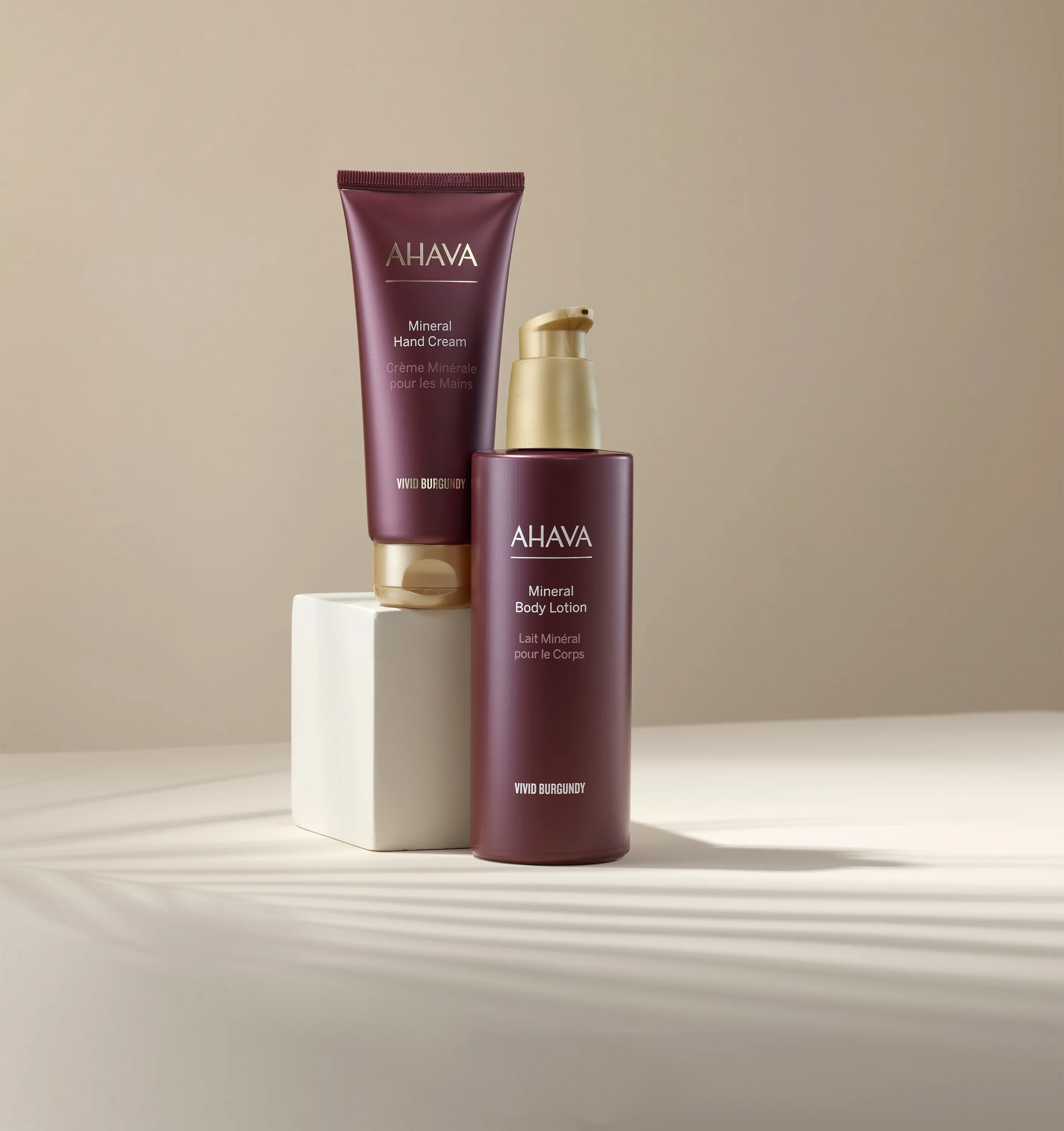 Crema de manos Deadsea Water Vivid Burgundy - Tratamiento para manos