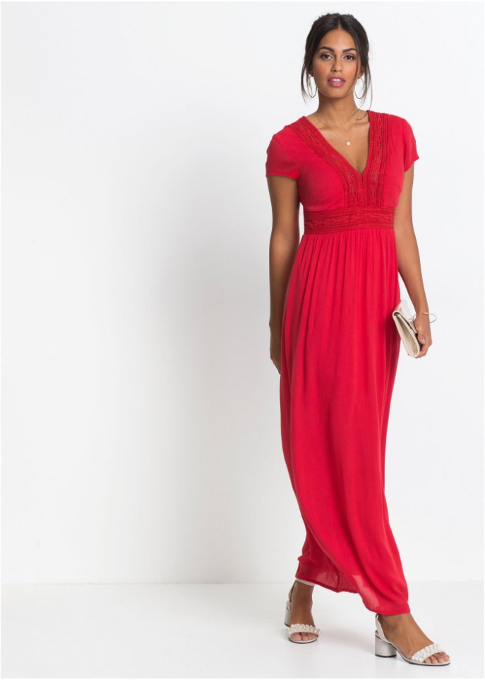 Sommer-Maxikleid mit Spitze