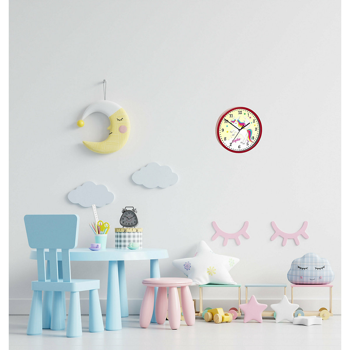 Kinder Wanduhr laufruhig personalisiert mit Name Pegasus Gelb