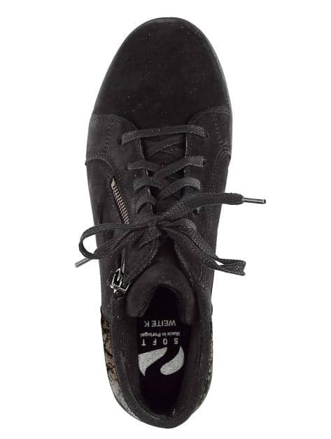 Stiefelette mit farblich abgesetzter Fersenkappe