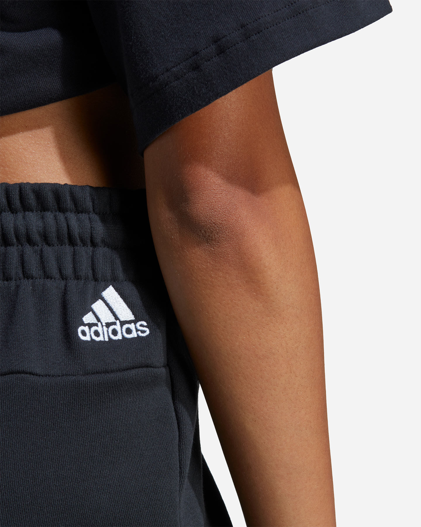Pantaloncini Adidas Lin Ft Sho W IC4442