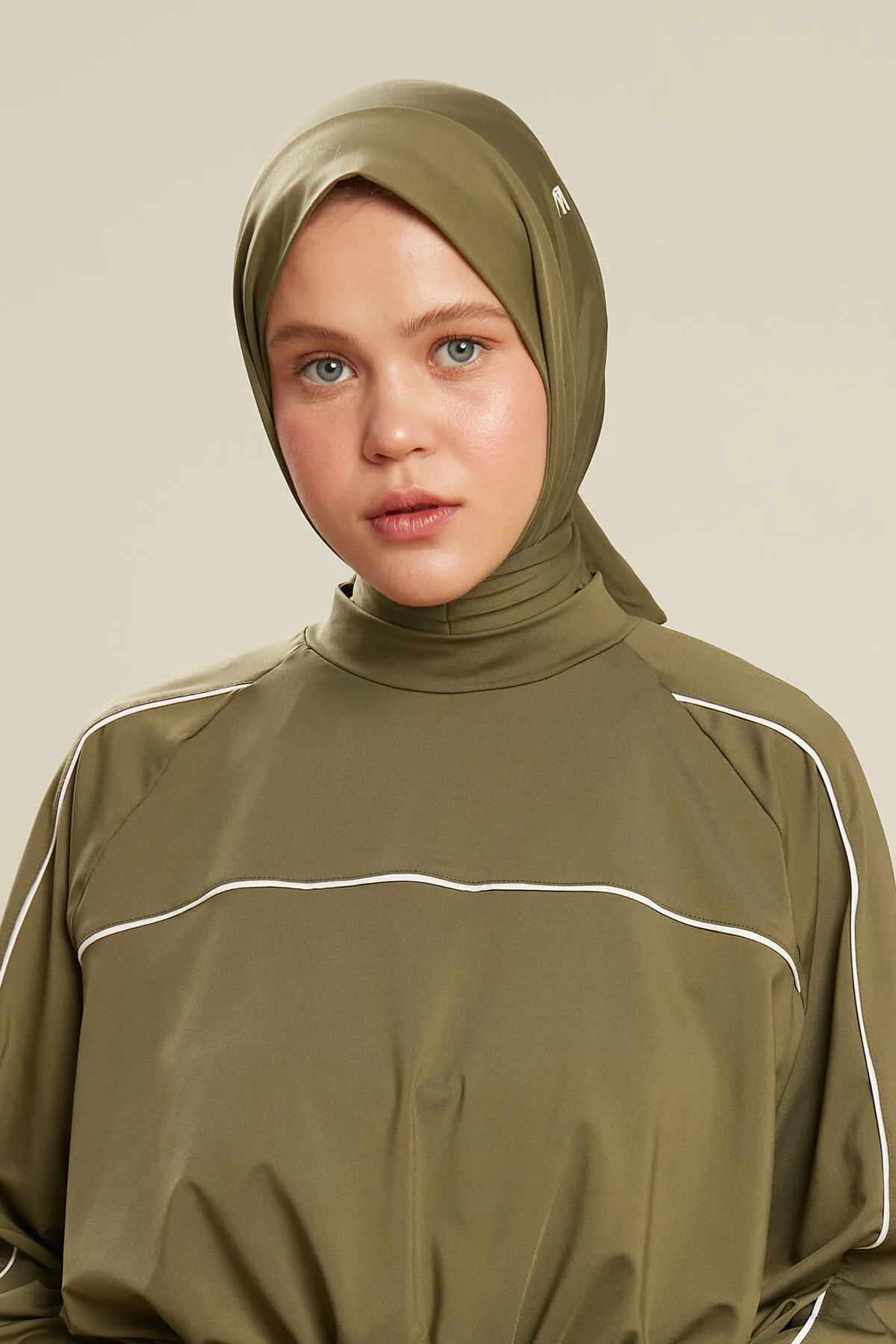 Manuka  GEBUNDENER BADEANZUG MIT HAUBE KHAKI
