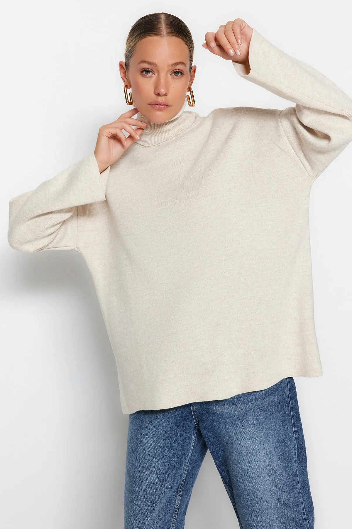 Trendyol Collection  Steinfarbener Basic-Oversize-Strickpullover mit weiter Passform TWOAW23KZ00206