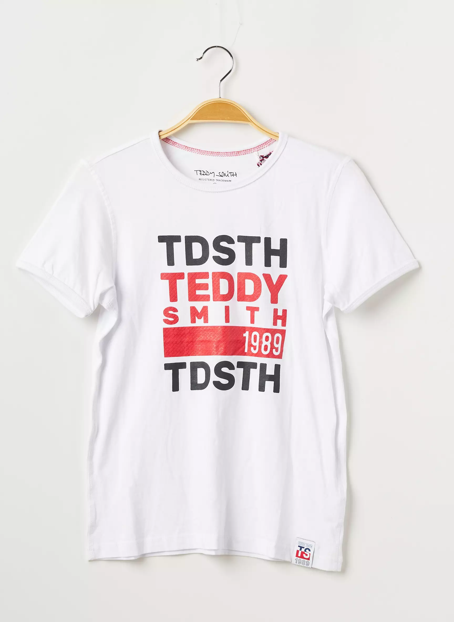 Teddy Smith Tshirts Garcon couleur blanc