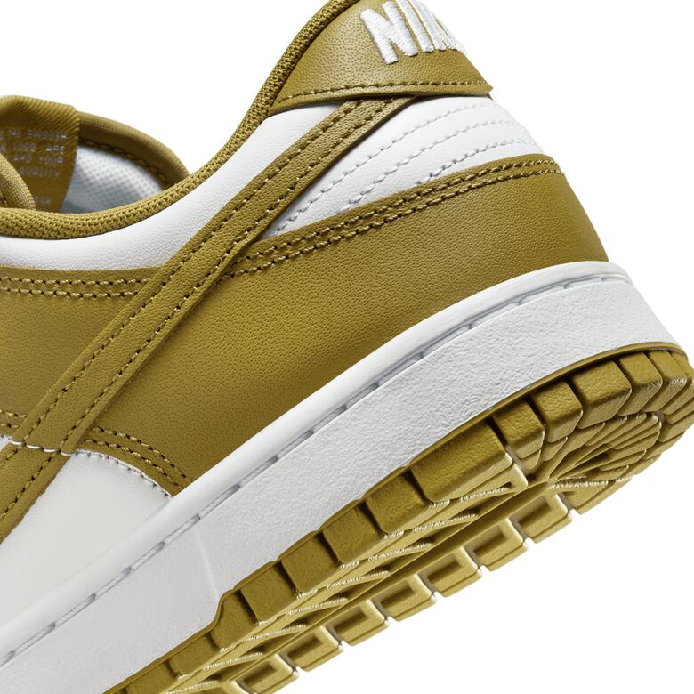 NIKE Wmns Dunk Low 