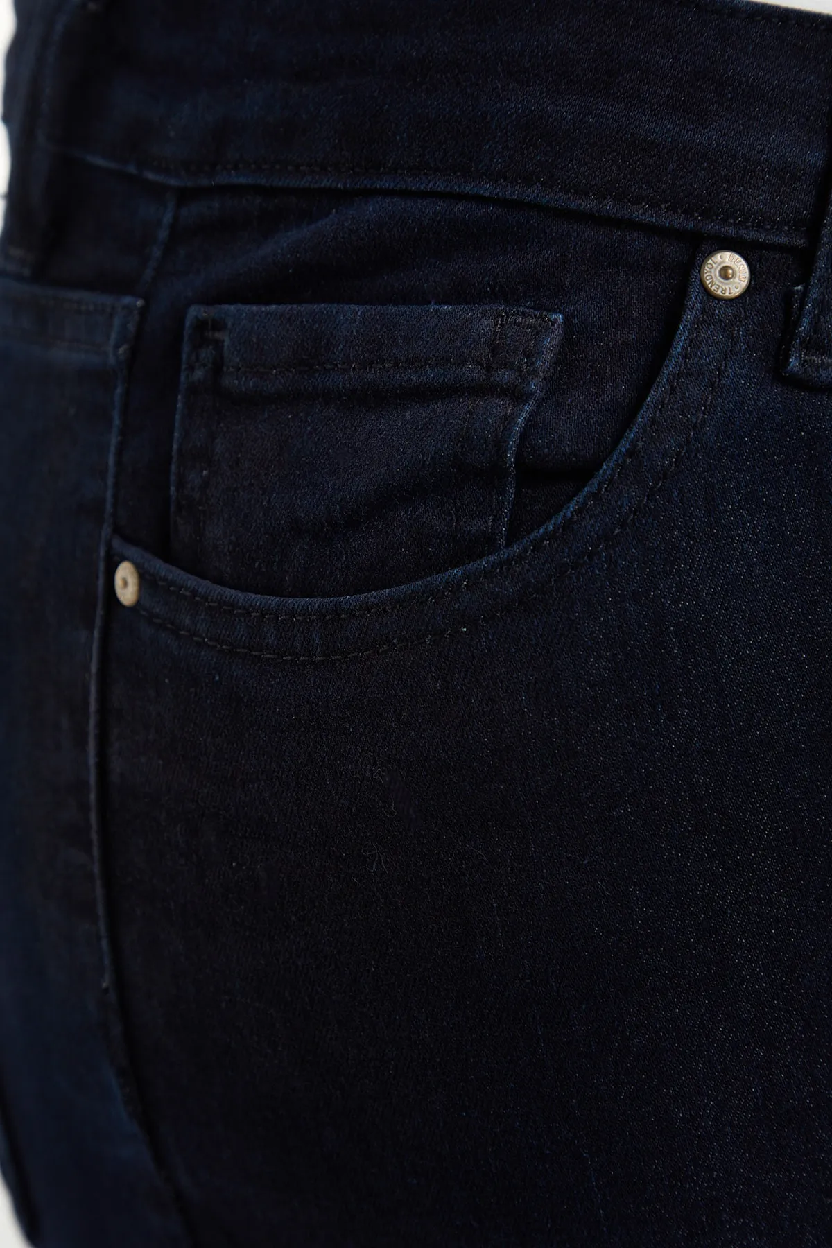 Trendyol Curve  Dunkelblaue Skinny Jeans mit hoher Taille
