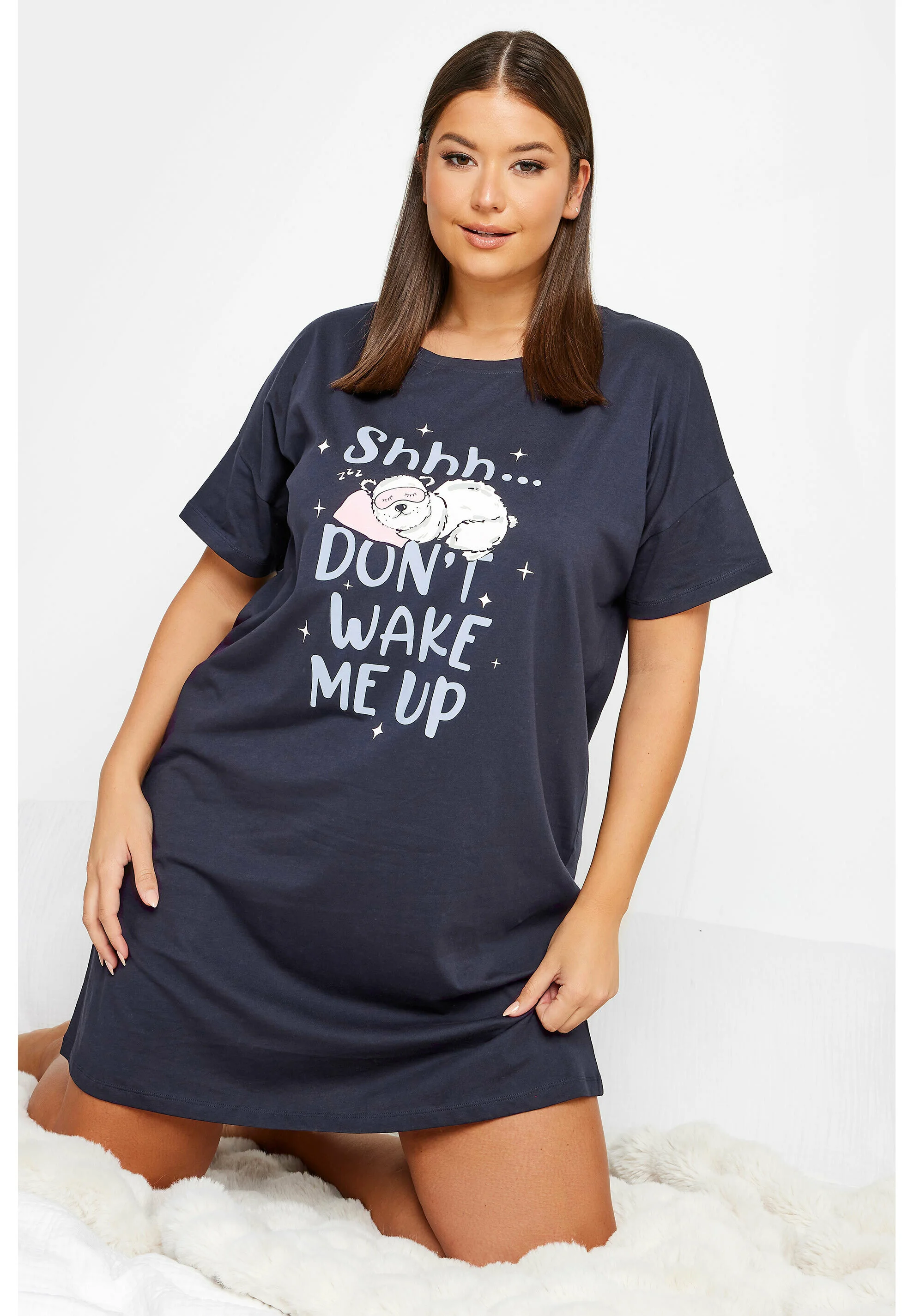 Yours Clothing 'SHHH..NO ME DESPIERTES' - Camisón