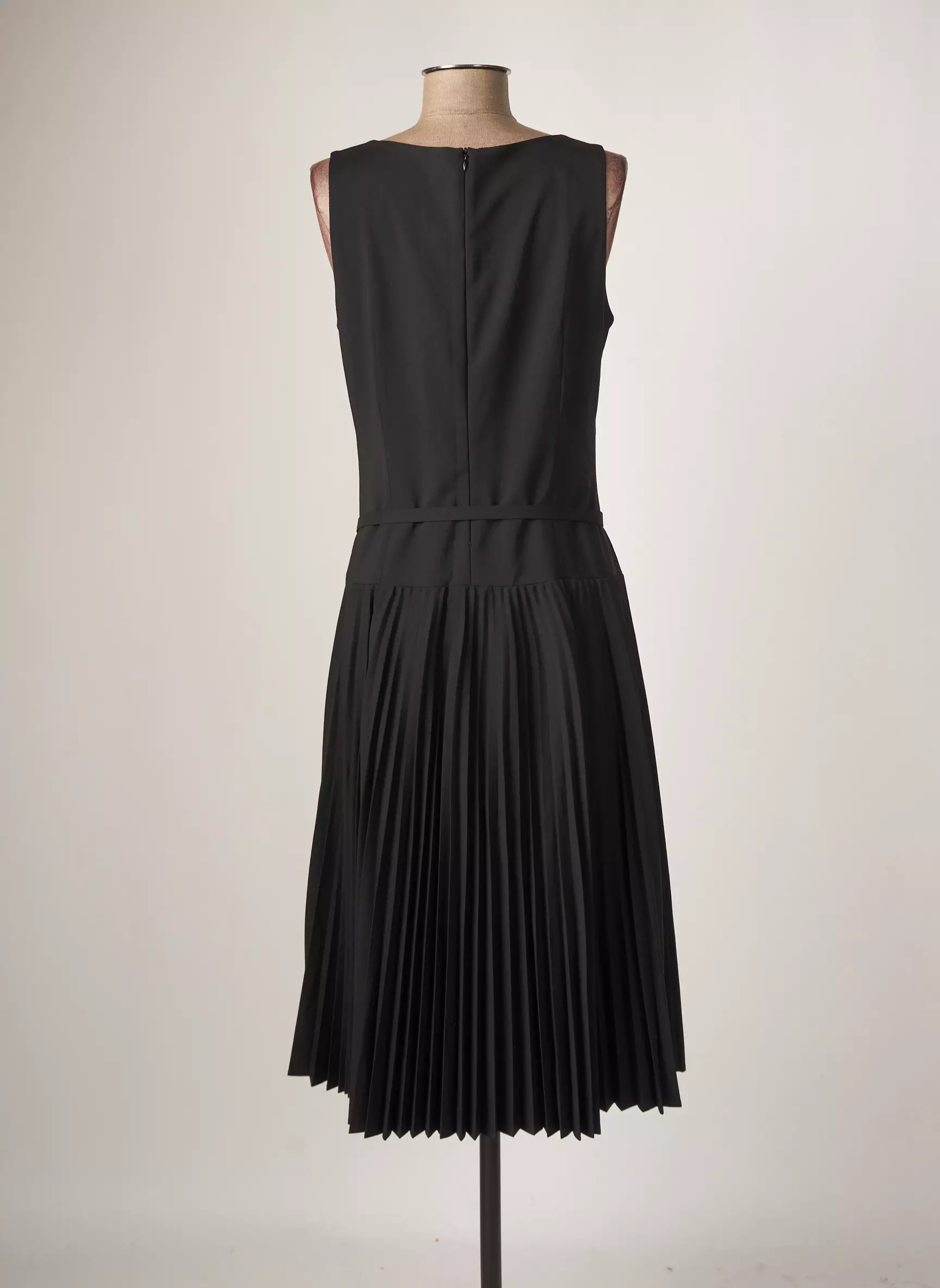 Irene Van Ryb Robes Mi Longues Femme couleur noir