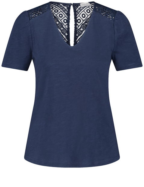 Kurzarmshirt mit zarter Spitze
