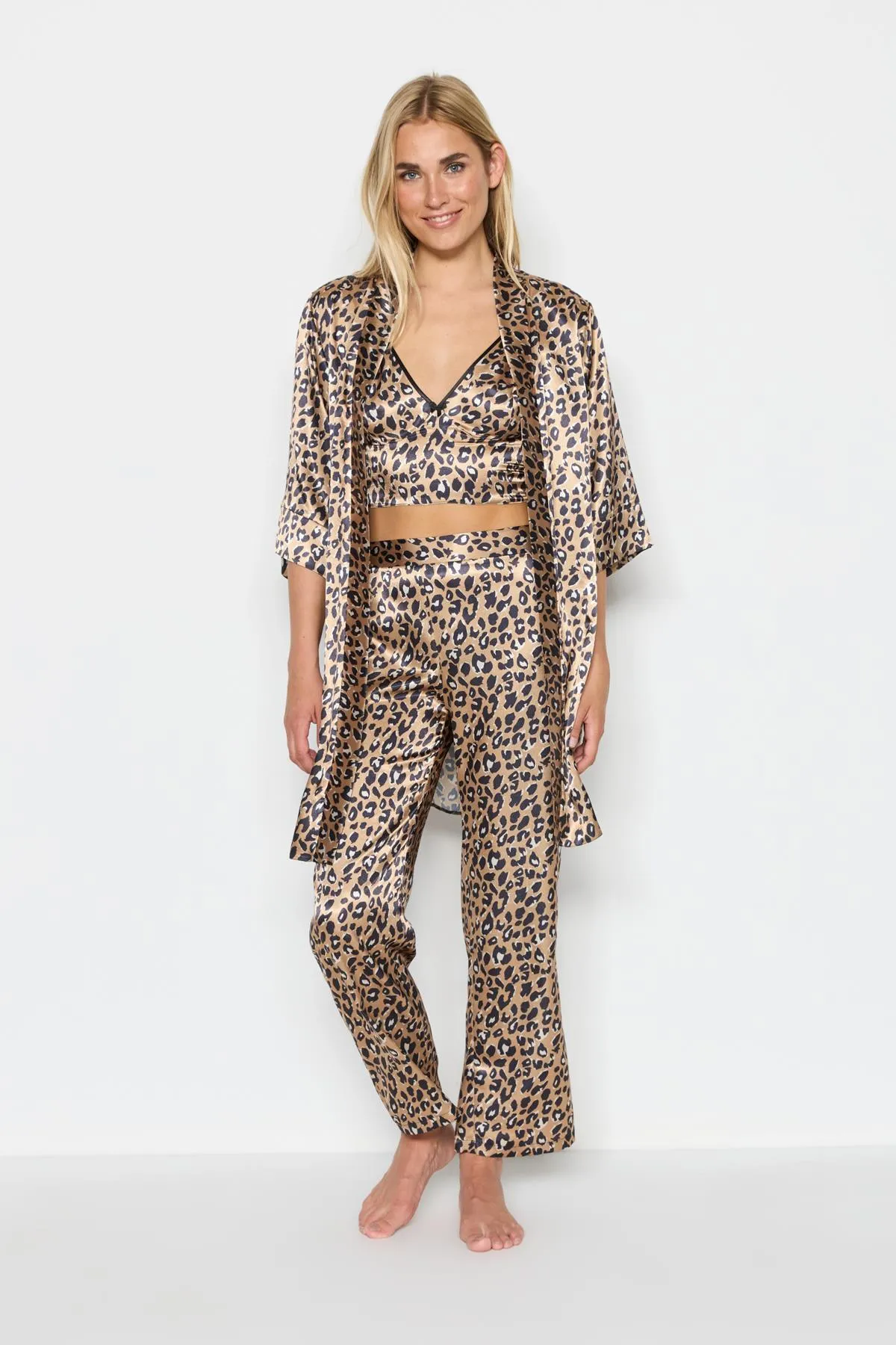 C&City  045 Gemustertes 3-teiliges Satin-Pyjama-Set für Damen Braun/Leopard