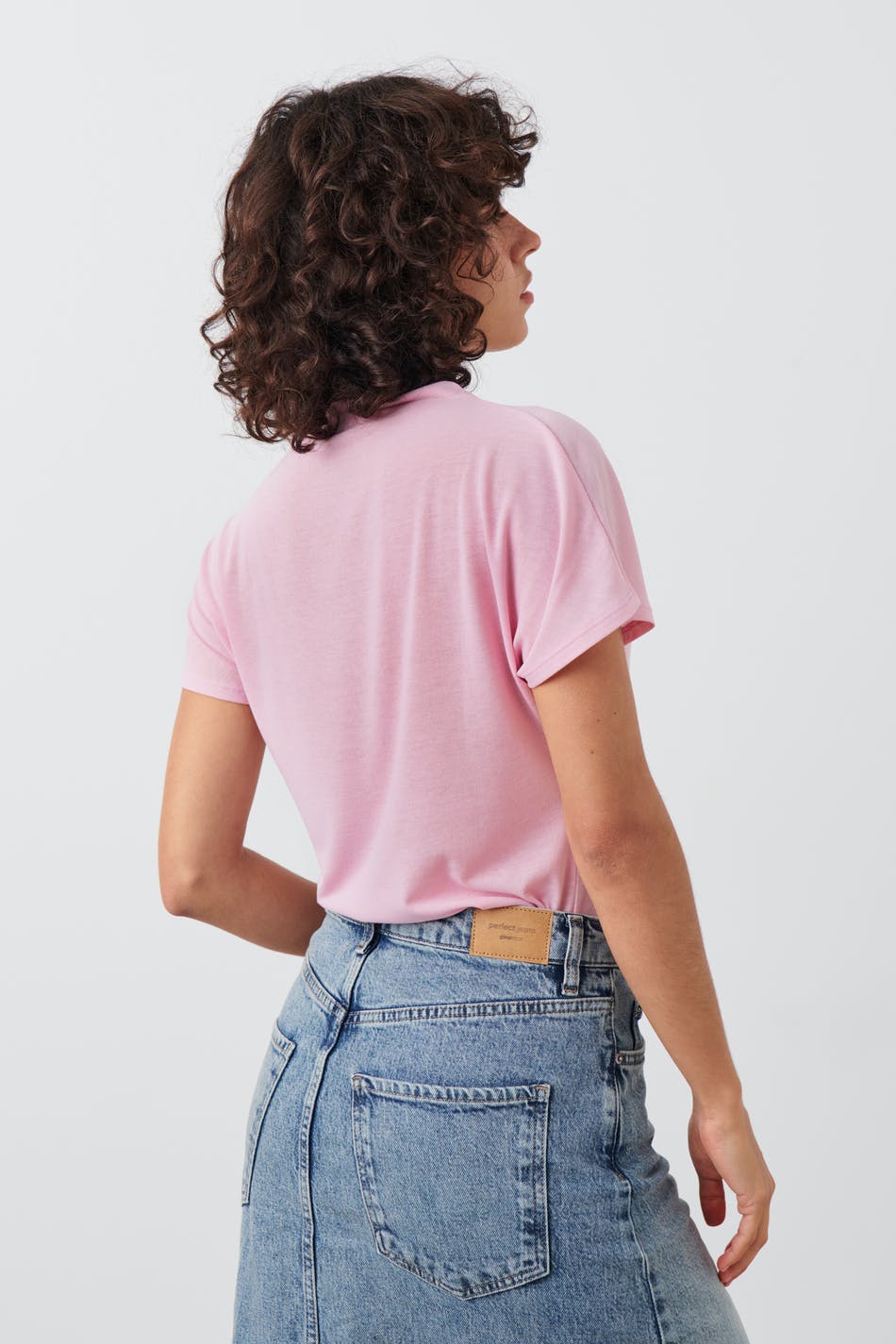 Funnel neck top