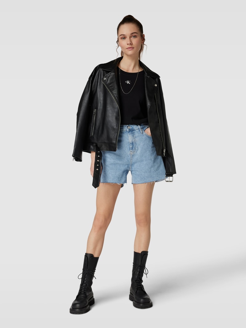 Mom Fit Jeansshorts mit Label-Stitching in hellblau