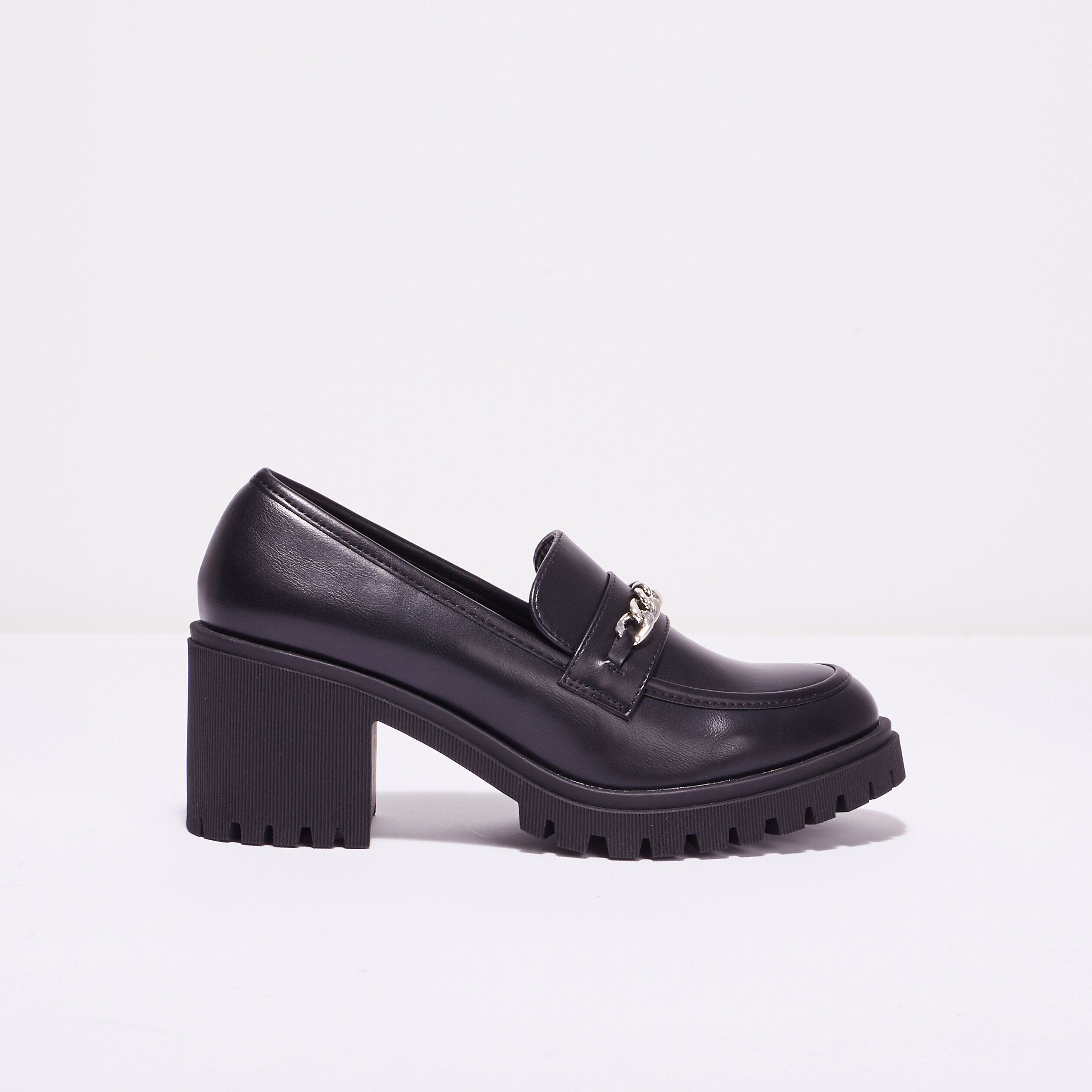 Mocassins à talons crantés noir femme | Cache Cache