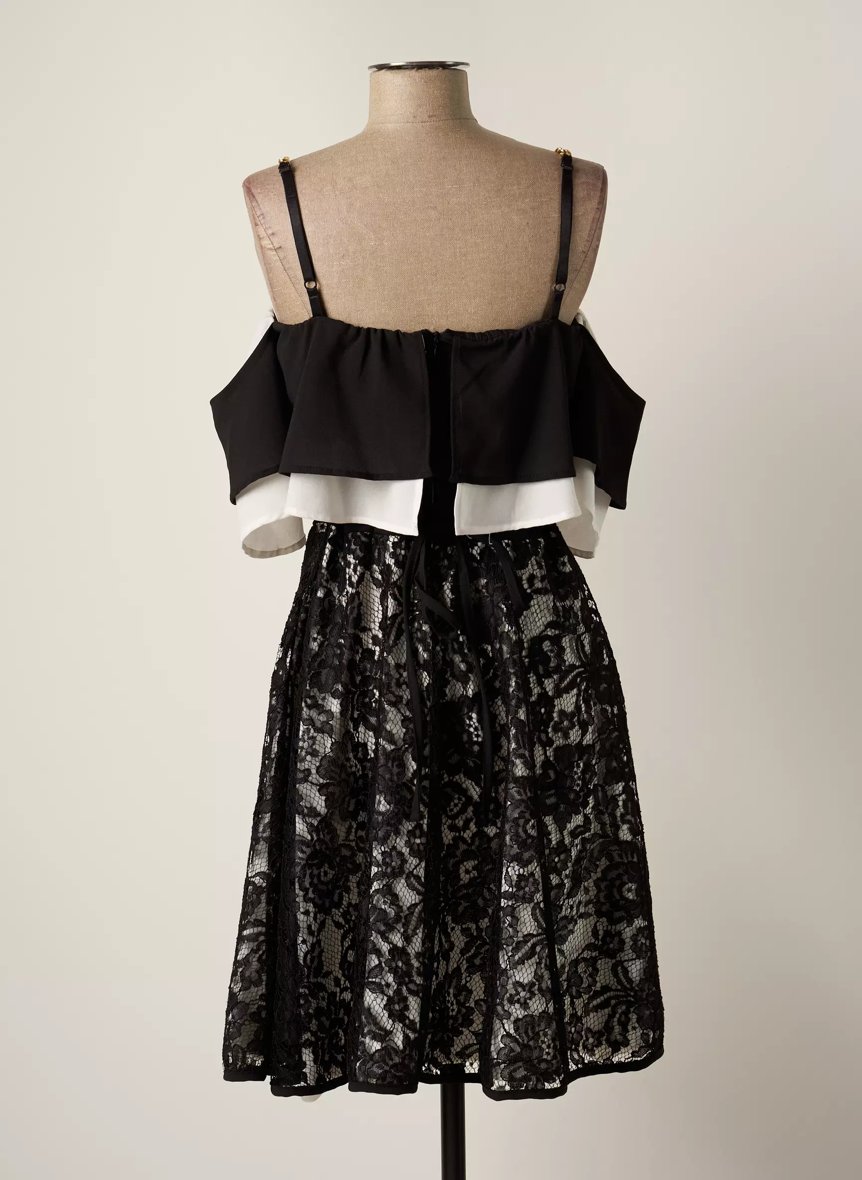 Rinascimento Robes Mi Longues Femme couleur noir