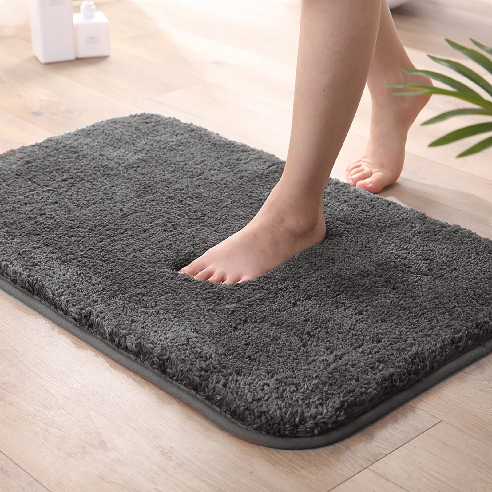 Badematte Badteppiche, rutschfeste Badematten, weiche und Flauschige Badteppiche CALIYO, Memory Schaum, schnell trocknend, strapazierfähig, Polyester, trockene und schimmelresistente Badedecken für Bad und Küche