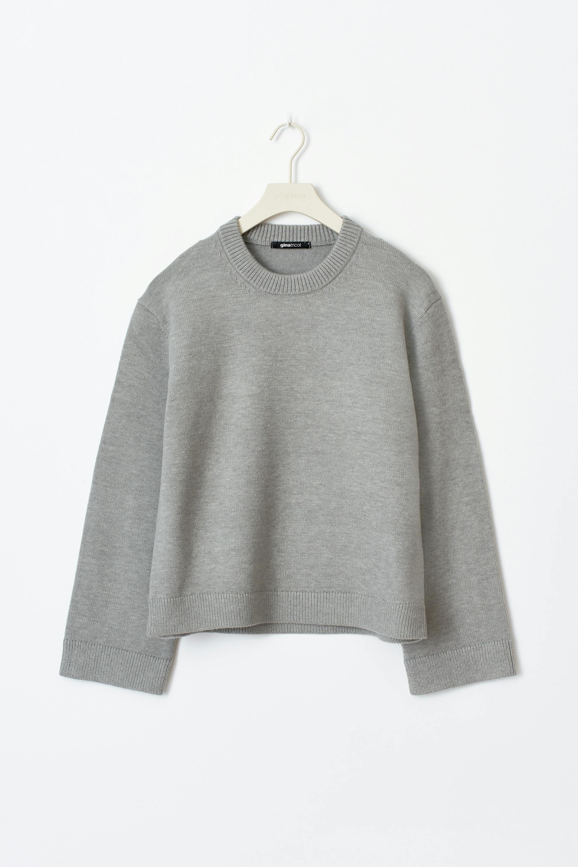 Knitted crew neck sweater