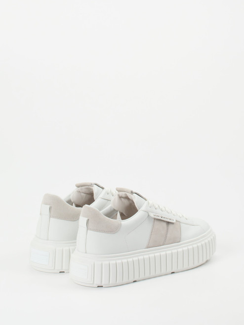 Sneaker-16637990305 Kennel & Schmenger