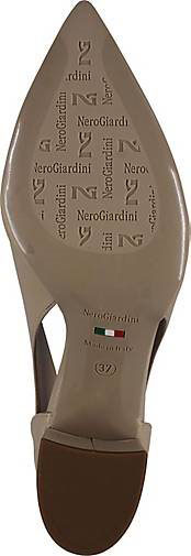 NeroGiardini Pumps