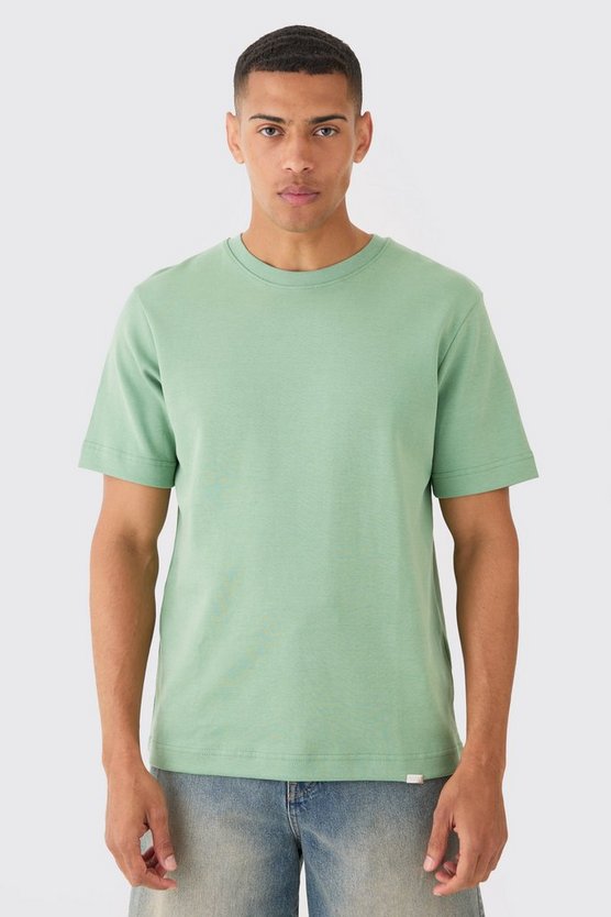 Man T-Shirt
